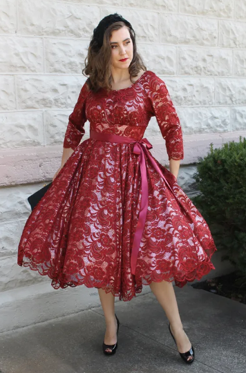 Sew Chic / Printed Sewing Pattern / Southern Belle Dress | Oak Fabrics Sew Chic / Printed Sewing Pattern / Southern Belle Dress | Oak Fabrics