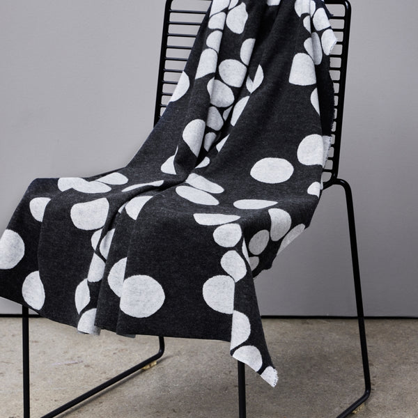 Organic Brushed Jacquard Knit / About A Dot / Black