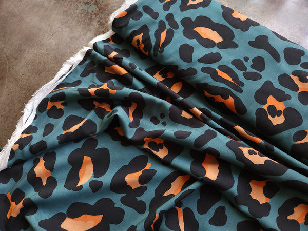 Viscose Challis / XL Cheetah