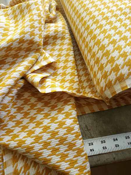 Yarn Dyed Twill Weave / Houndstooth / Gold