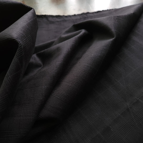 Baby Wale Corduroy / Embossed Plaid / Black