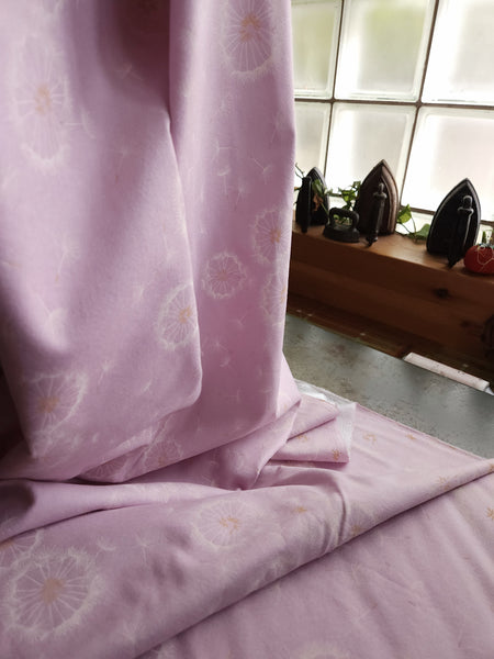 Double Brushed Flannel / Lilac Dandelion