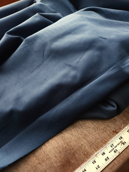 14 Wale Corduroy / Marine