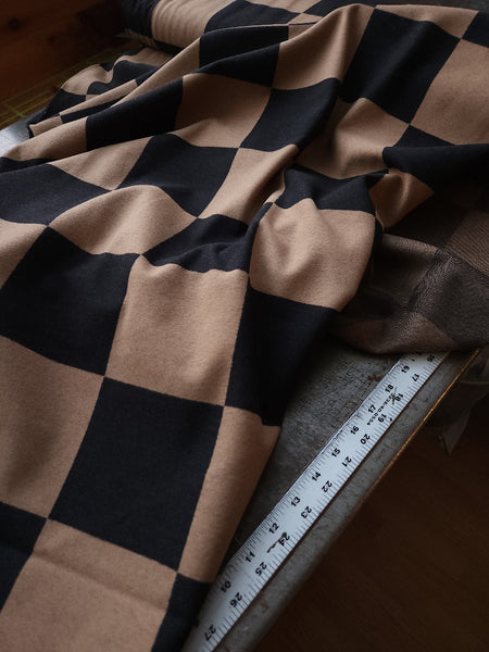 Organic Brushed Knit / Black Camel