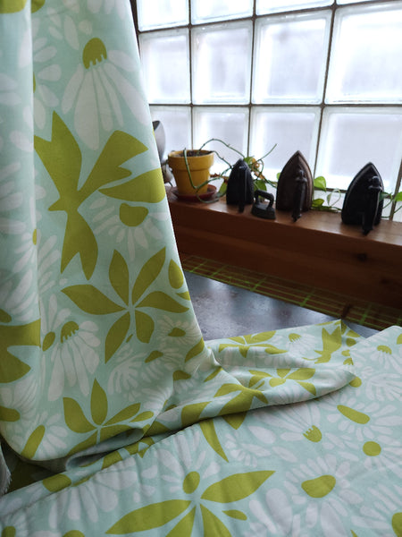 Rayon Challis / Evolve / Pistachio