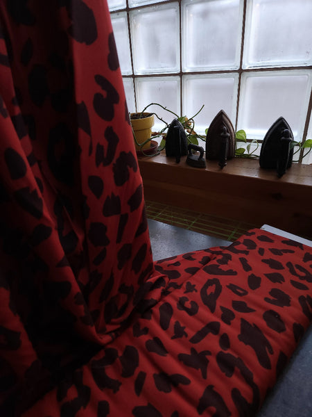 Viscose Twill / Cheetah / Blood Orange