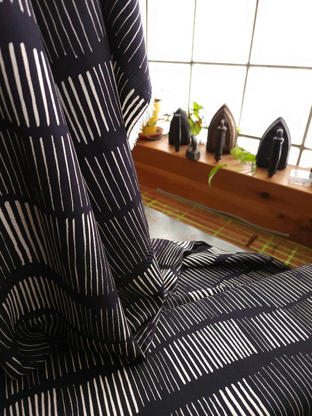 Viscose Twill / Sticks / Black