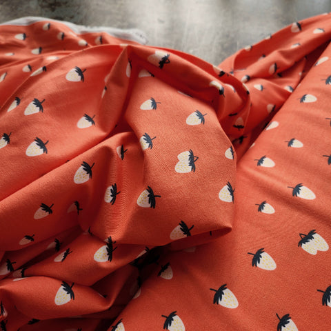 Jersey Knit / Berry Picking / Coral