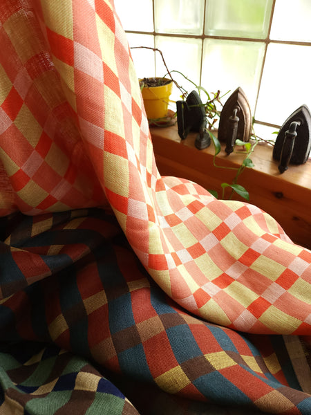 Jacquard Linen / Ray Check