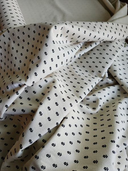 Organic Cotton Canvas / Choc Drop Ditsy