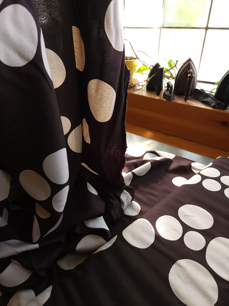 Viscose Crepe / About A Dot / Umber