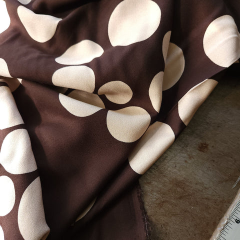 Viscose Crepe / About A Dot / Umber