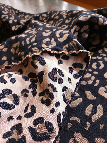 French Velvet Jacquard / Fawn