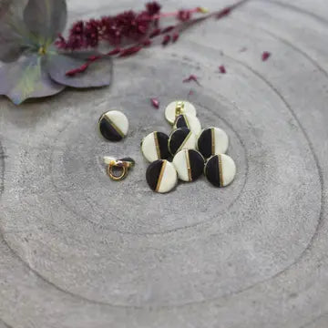 Wink Buttons / 9mm / Set of 6 / Various