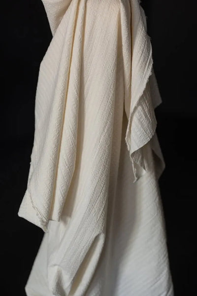 Organic Seersucker Stripe / Washed White