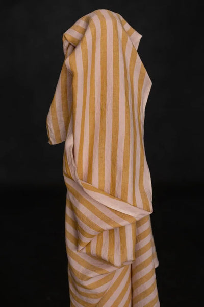 Laundered Linen / Apricot Spice