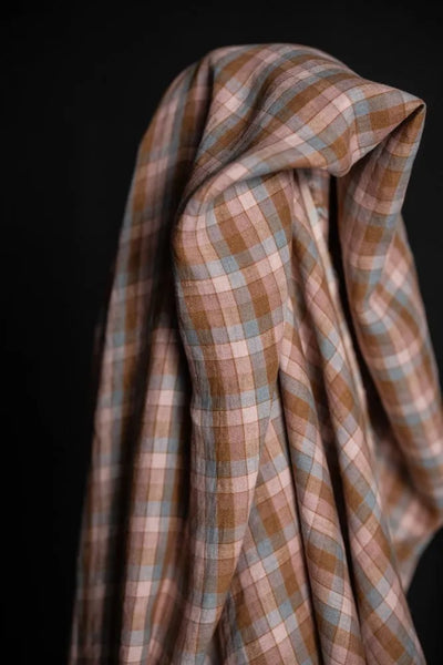 Laundered Linen / Sweet Tooth