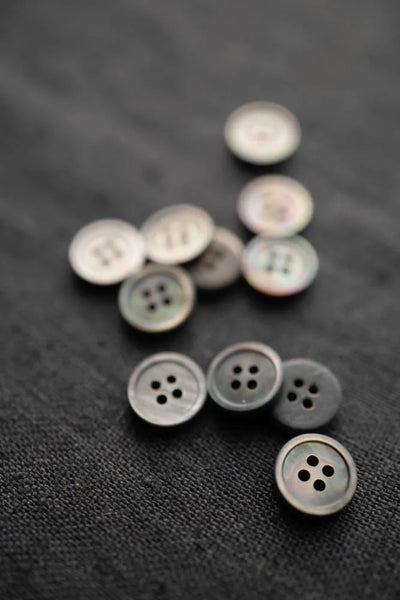 Pearly Lilac Buttons / 11mm