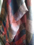 Laundered Linen / Painterly Rouge