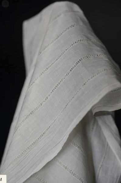 Natural Indian Cotton / Loose Stripe Sheer