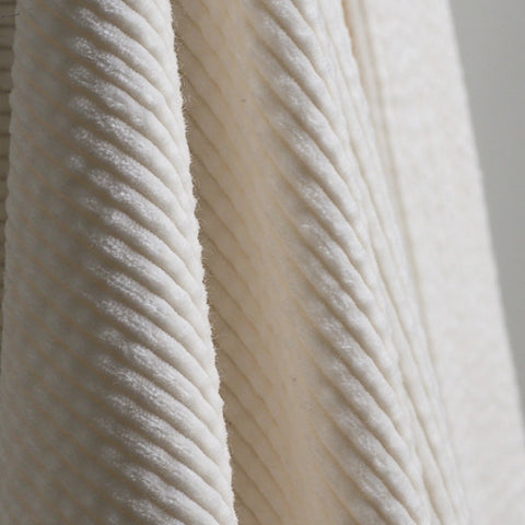 Jumbo Wale Corduroy / Off White