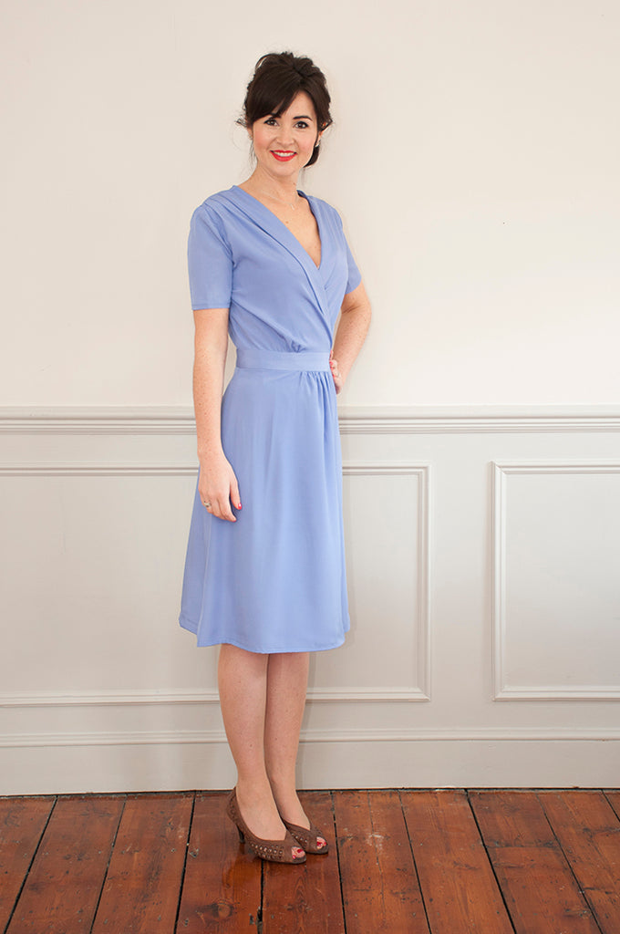 Sew Over It (UK) / Printed Sewing Pattern / 1940s Wrap Dress Sew Over It (UK) / Printed Sewing Pattern / 1940s Wrap Dress