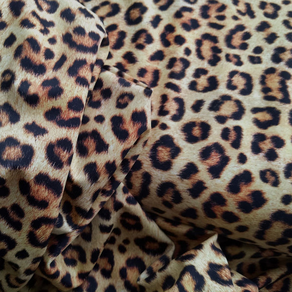 Performance Knit / Leopard