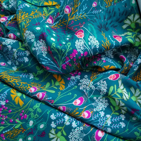 Rayon Challis / Meadow / Bright Teal