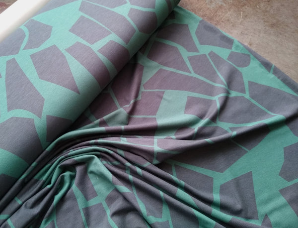 Viscose Jersey / Odd Puzzle / Chalky Green