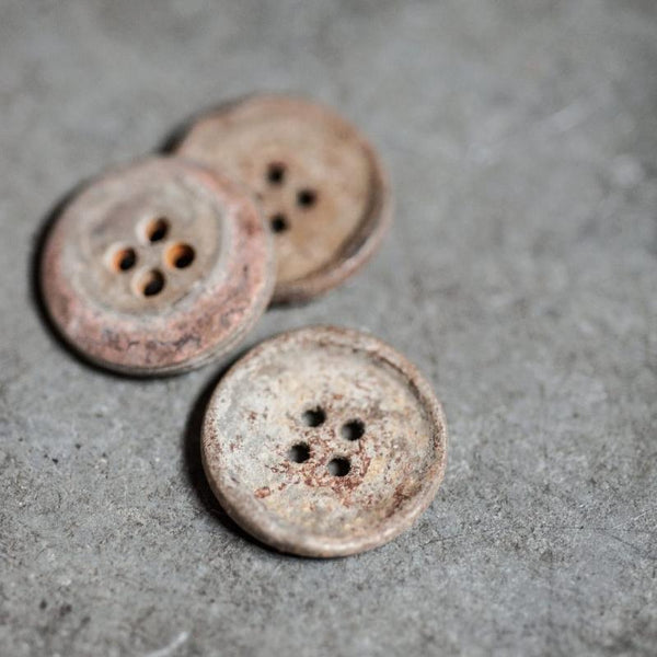 Unearthed Metal Buttons / 15mm or 20mm